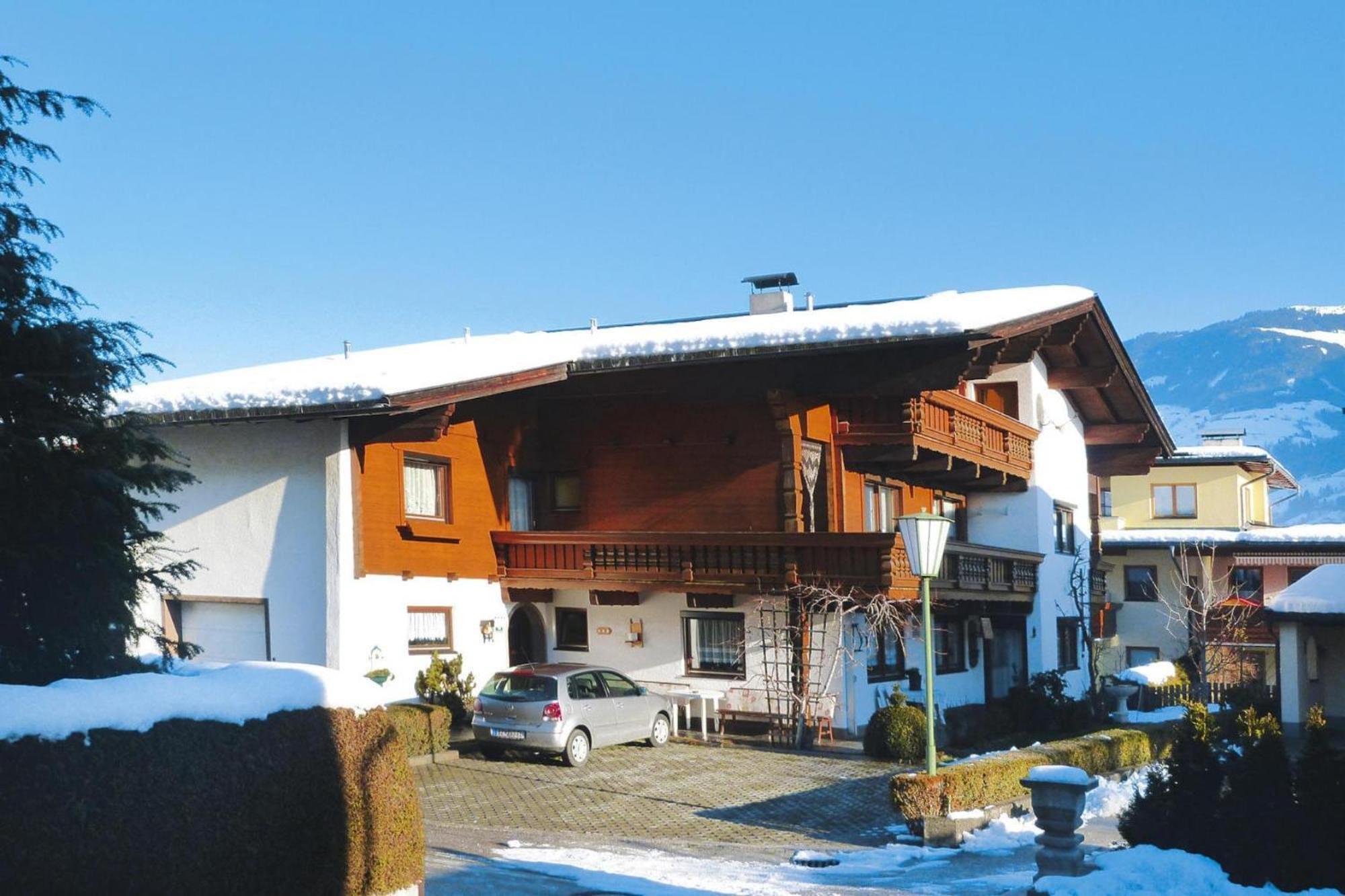 Apartment In F Gen With Parking Space フューゲン エクステリア 写真